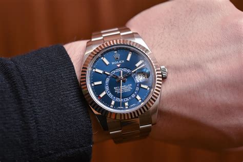 gewicht rolex sky-dweller|rolex sky dweller specs.